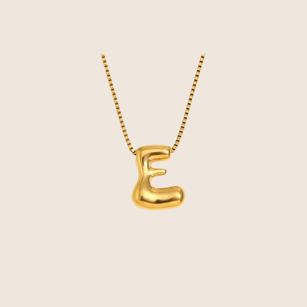 Initiale Necklace