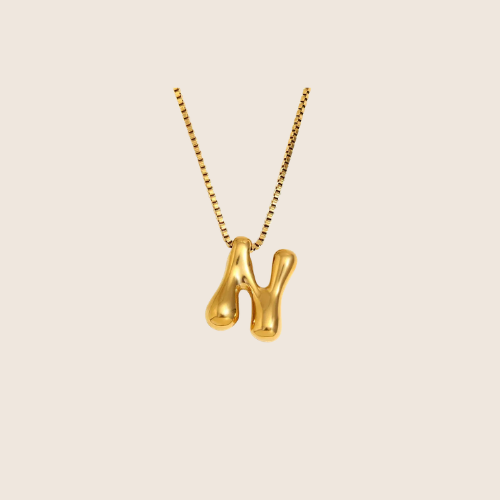 Initiale Necklace
