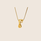 Initiale Necklace