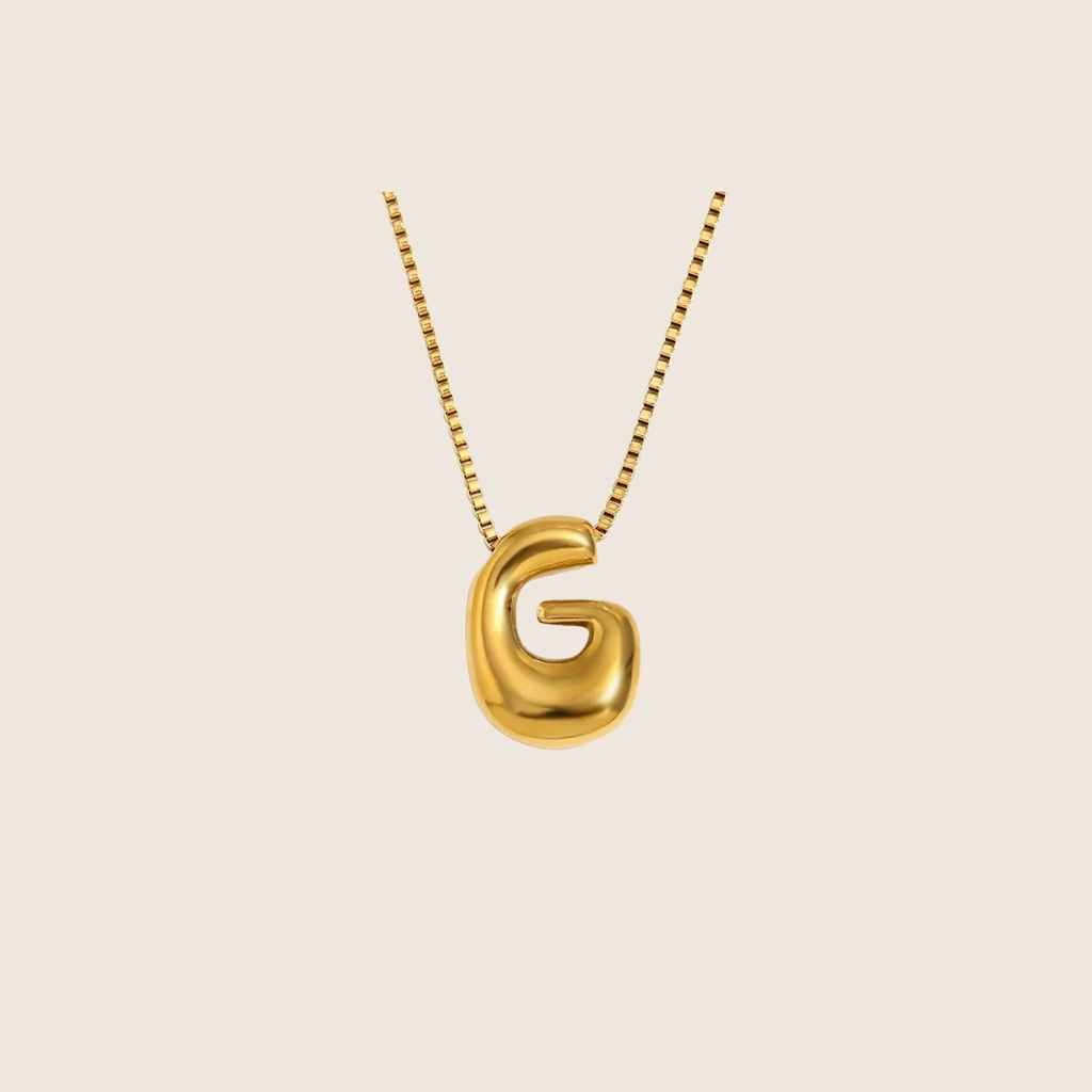 Initiale Necklace