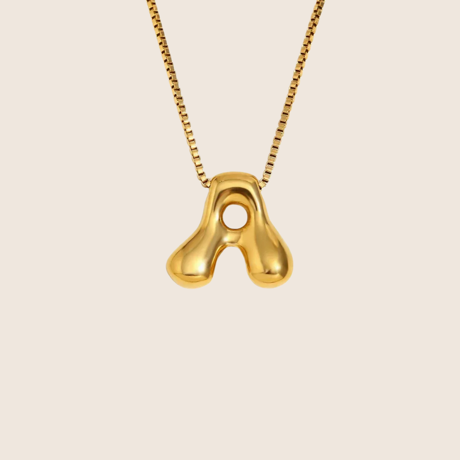 Initiale Necklace