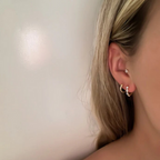 Aila Marquise Hoops