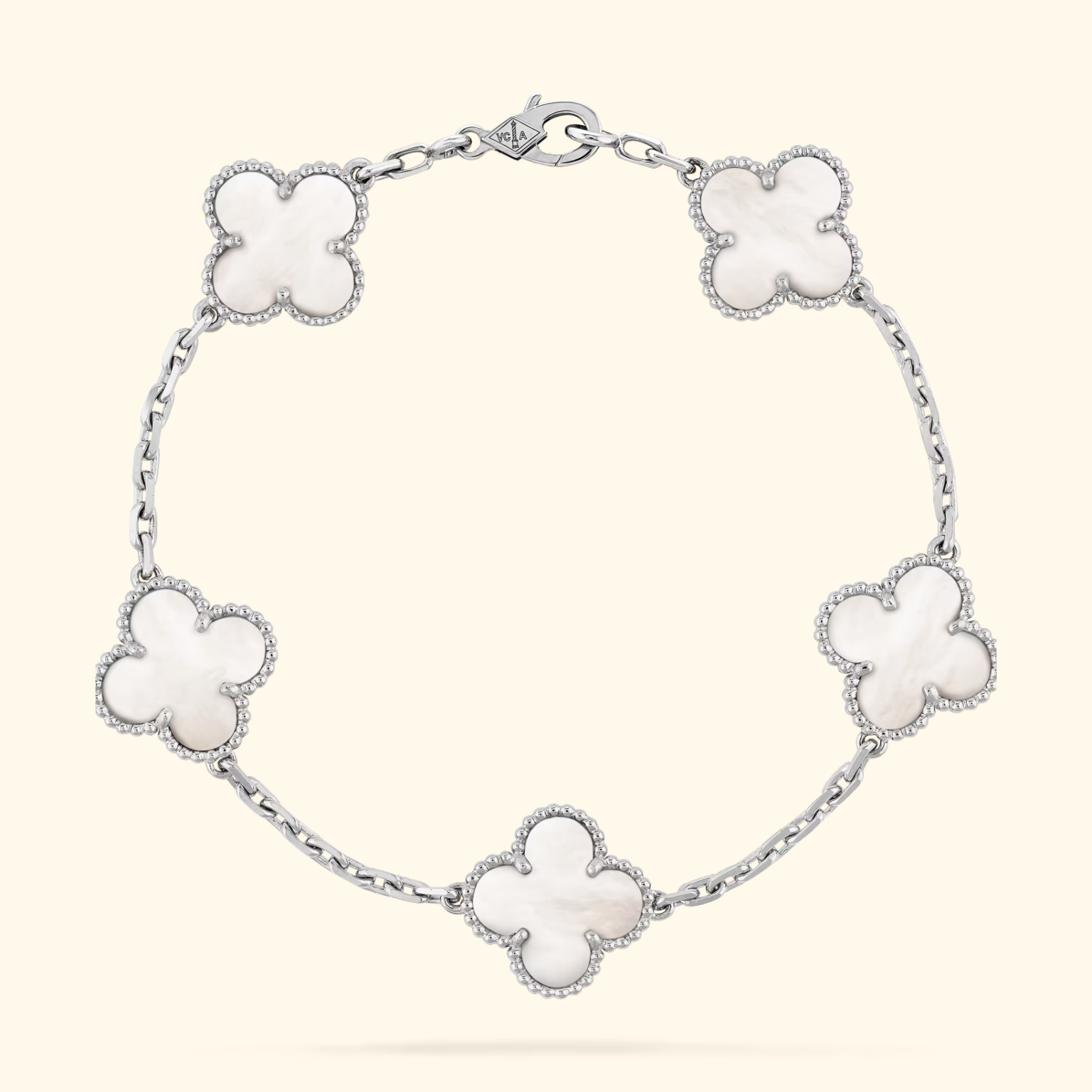 The Clover Bracelet