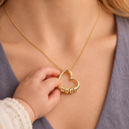 Collier cœur avec perles gravées