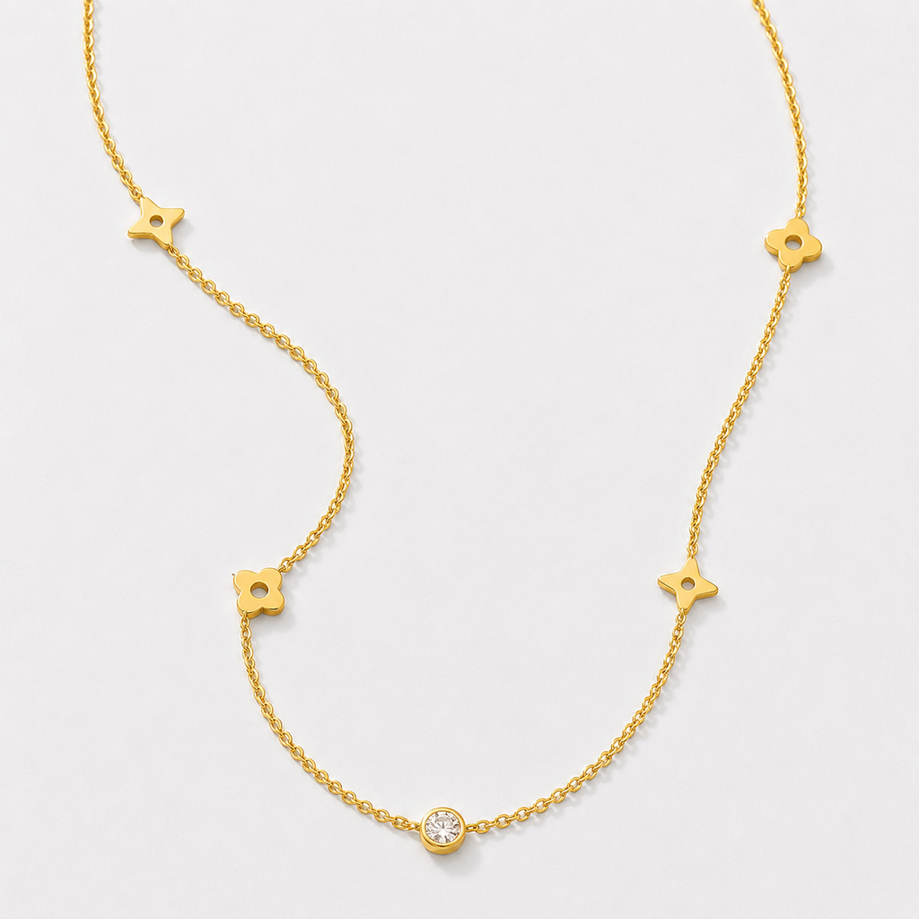 Carrie Clover Necklace