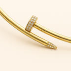 Nail Crystal Collar