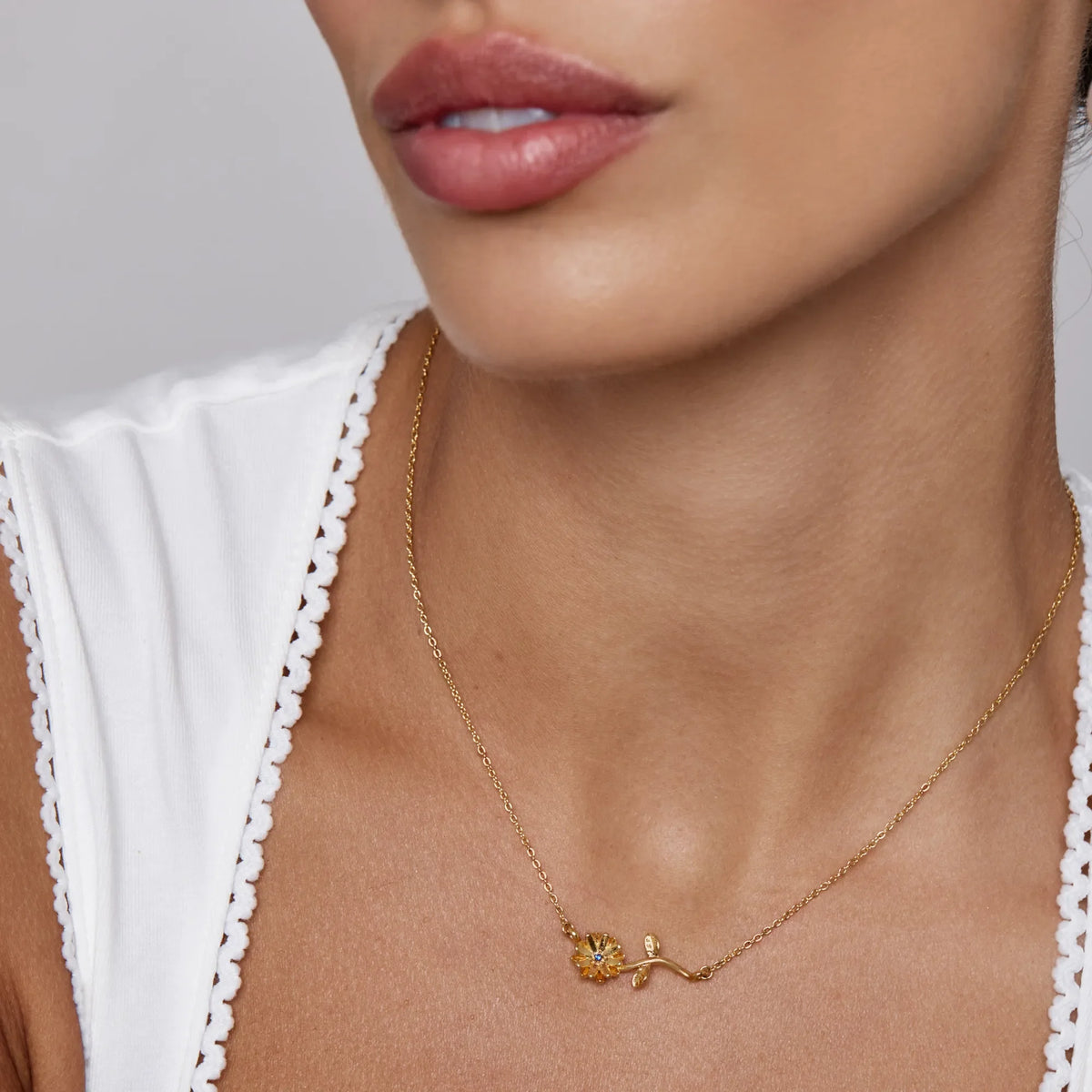 Collier délicat Fleur de Naissance