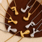 Initiale Necklace