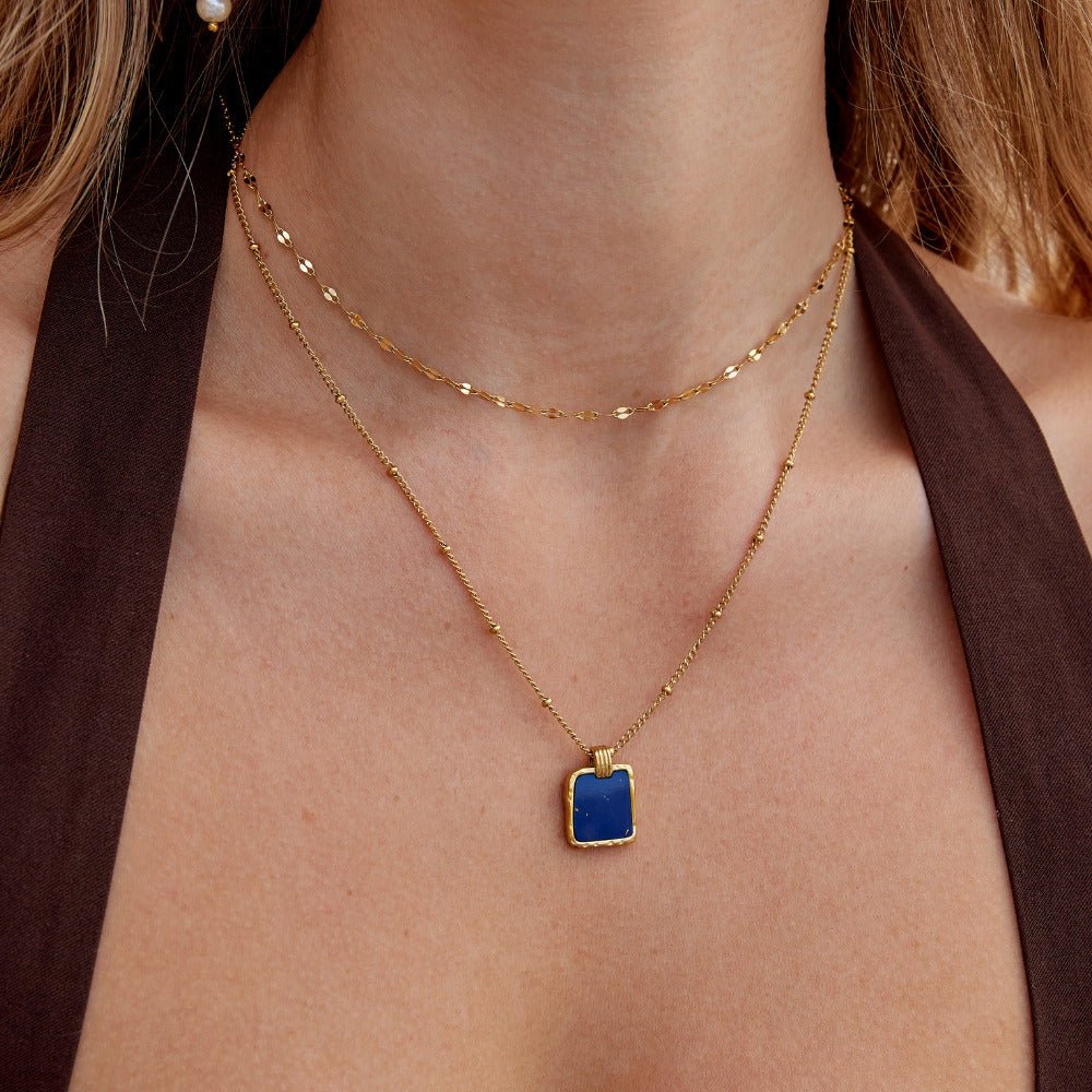 The Blue Pendant Necklace