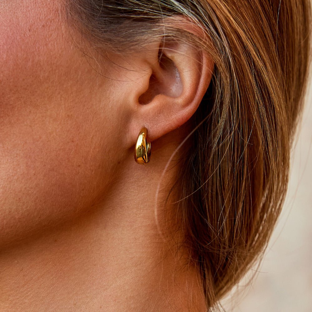 Talia Gold Hoop Earrings