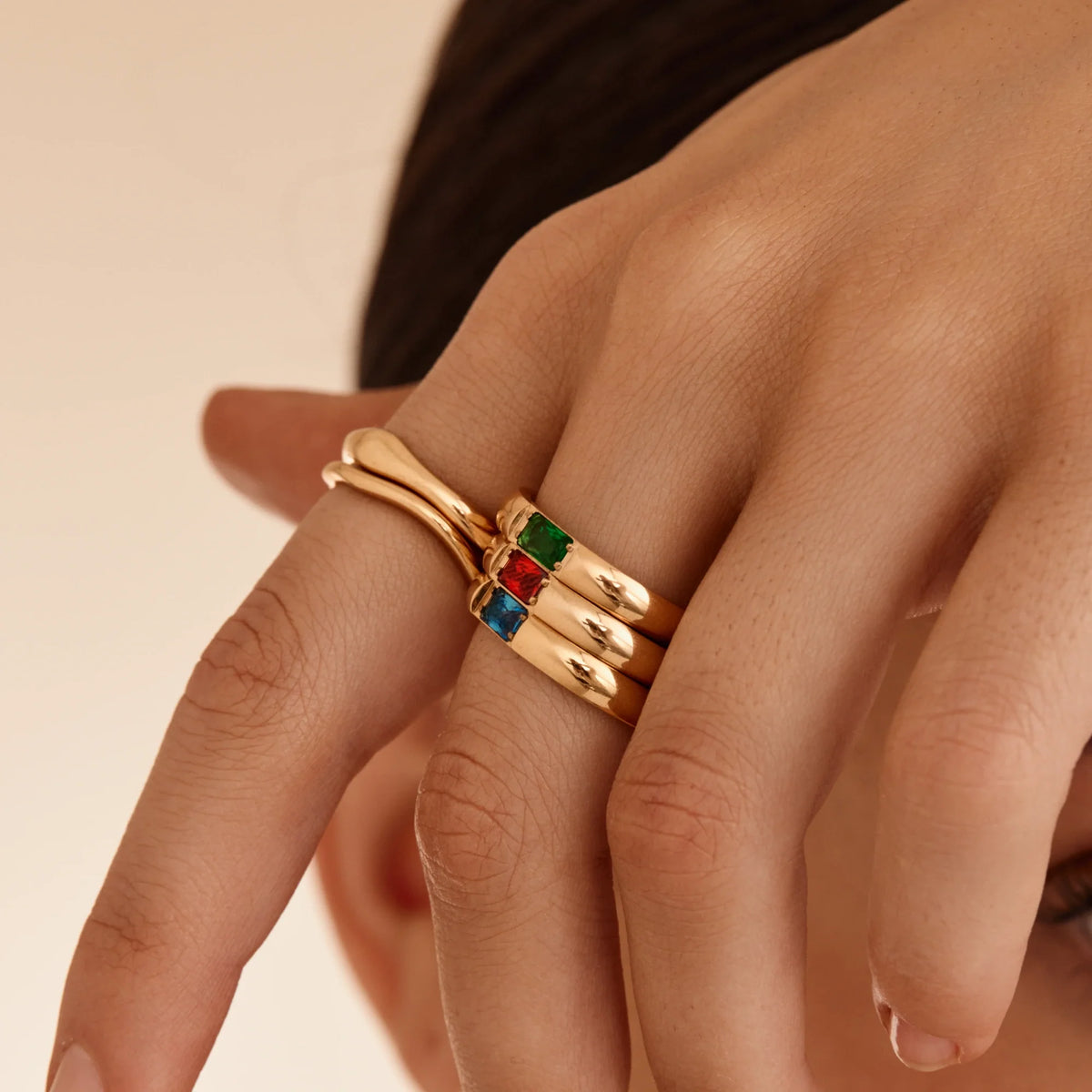 Bague anneau pierre de naissance taille baguette