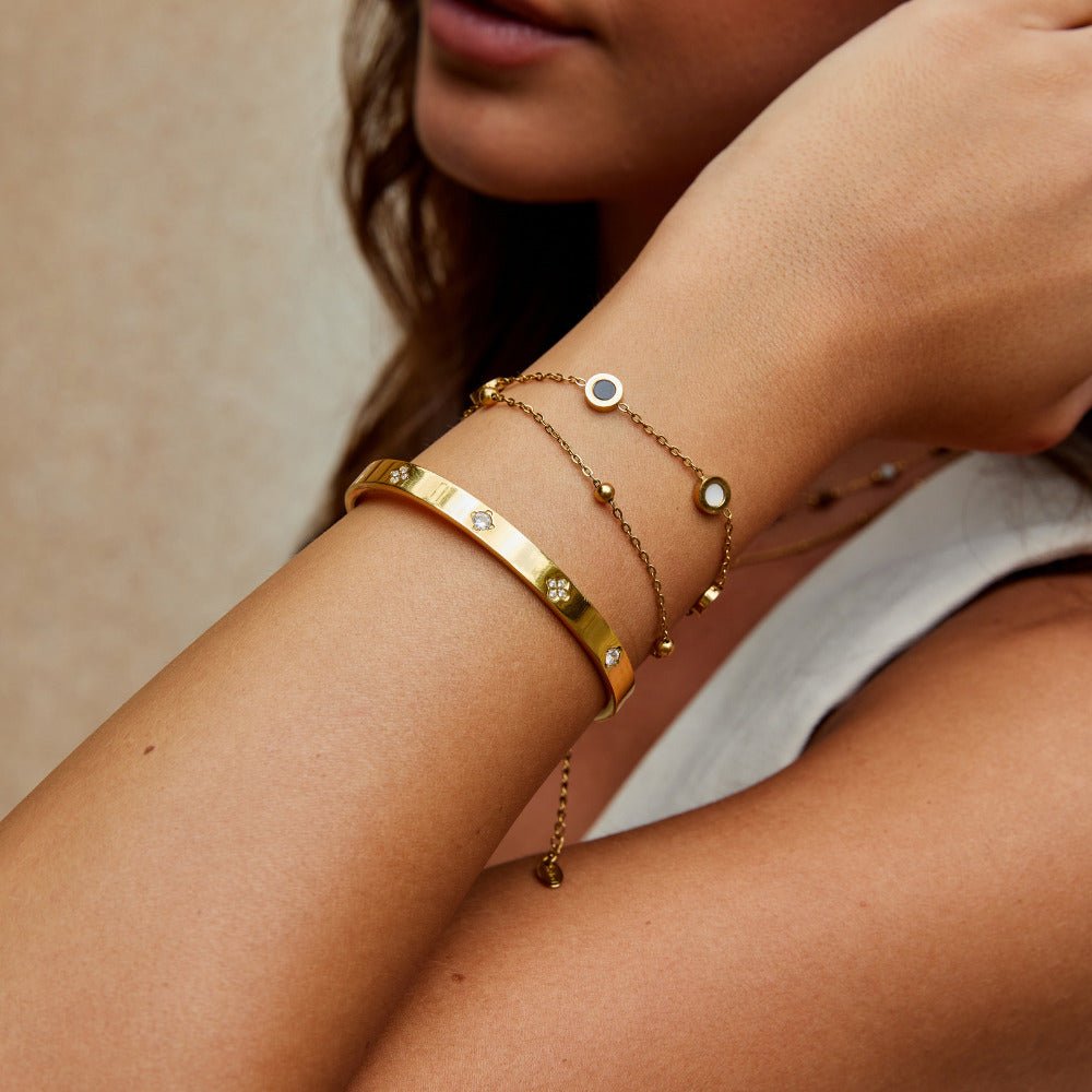 The Gold Clover Bangle