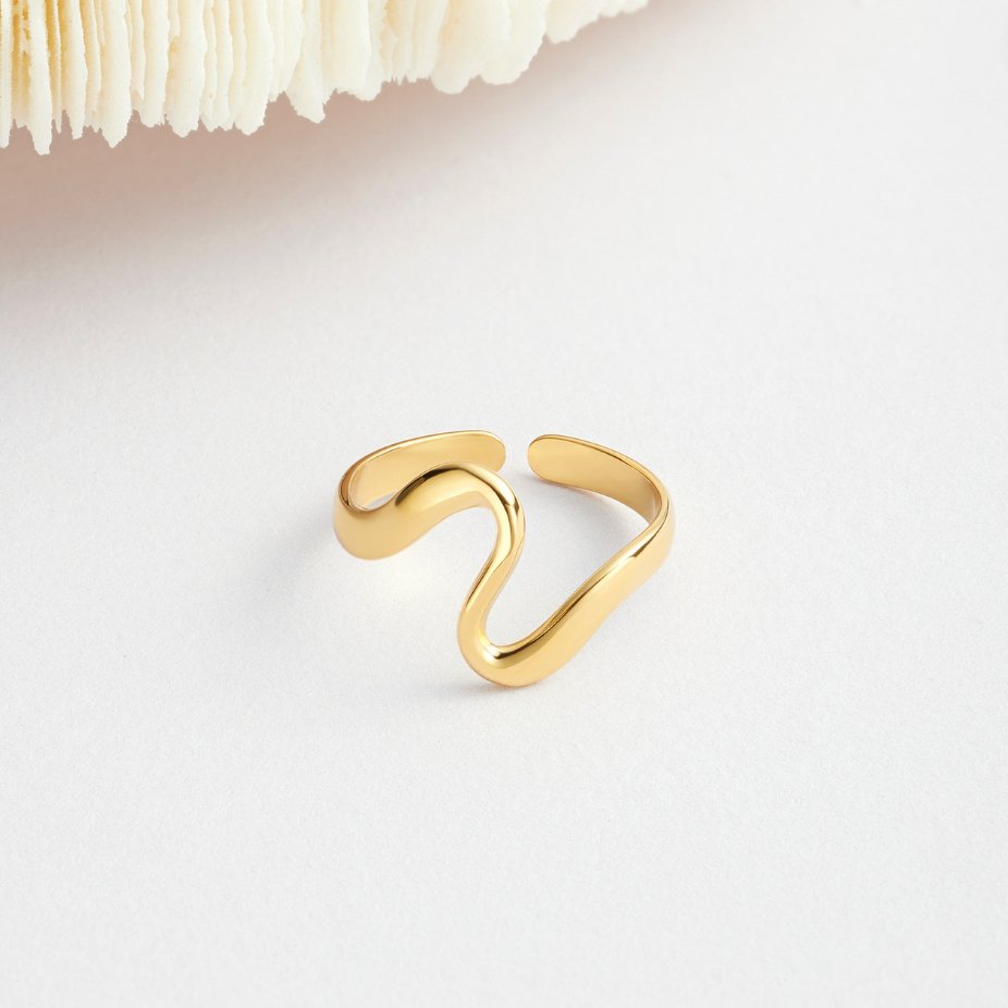 The Golden Wave Ring