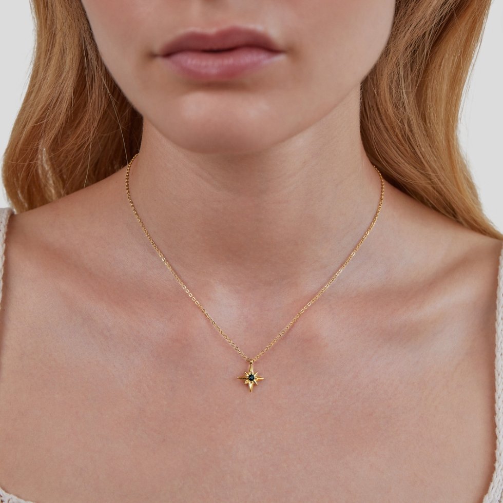 La Estrelle Emerald Necklace