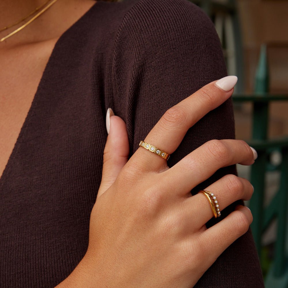Clara Gold Crystal Ring