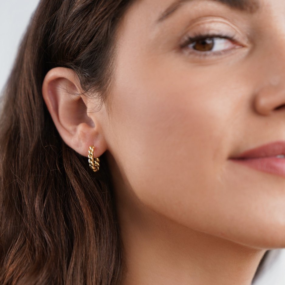 Lina Gold Twist Earrings