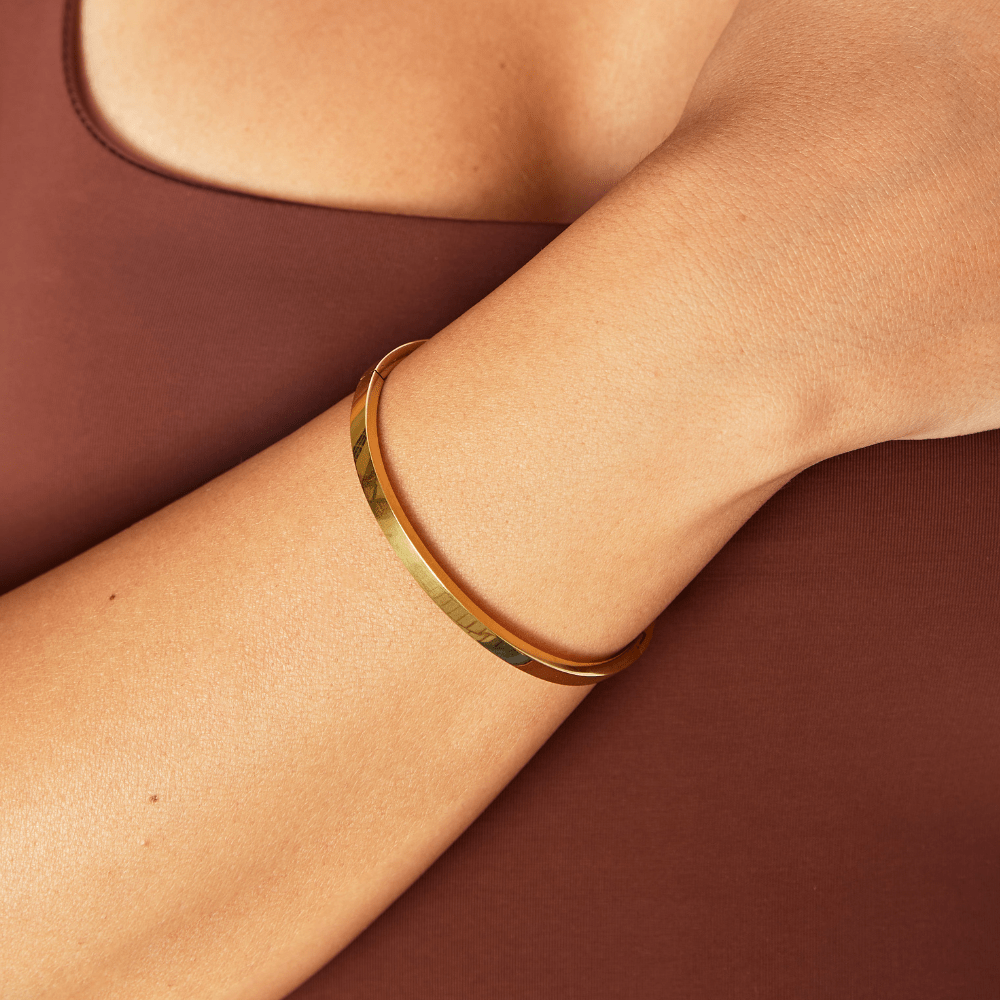 Jadeau Gold Bangle