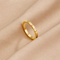 Mara Crystal Ring