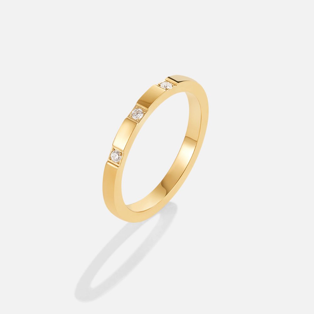 Mara Crystal Ring