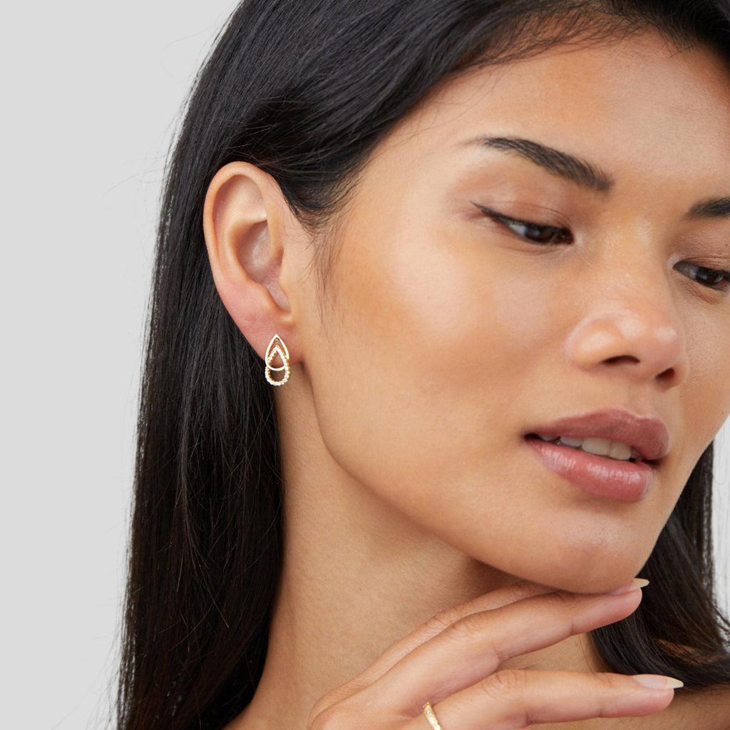 Sia Teardrop Link Earrings