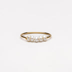 Lumi Pearls Ring