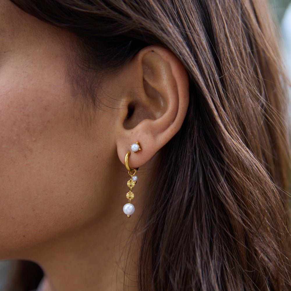 Elin Pearl Earrings