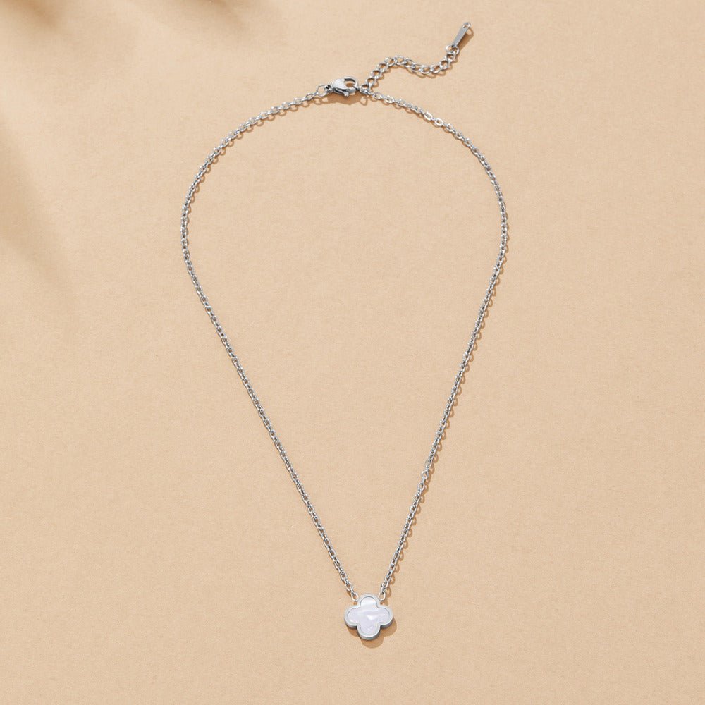 The Silver White Clover Necklace