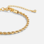 Twisting 18K Gold Bracelet