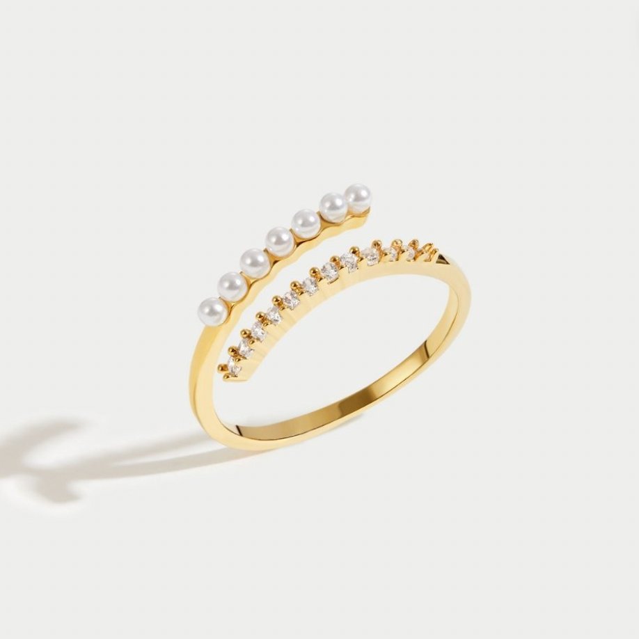 Camille  Pearl & Crystal Ring